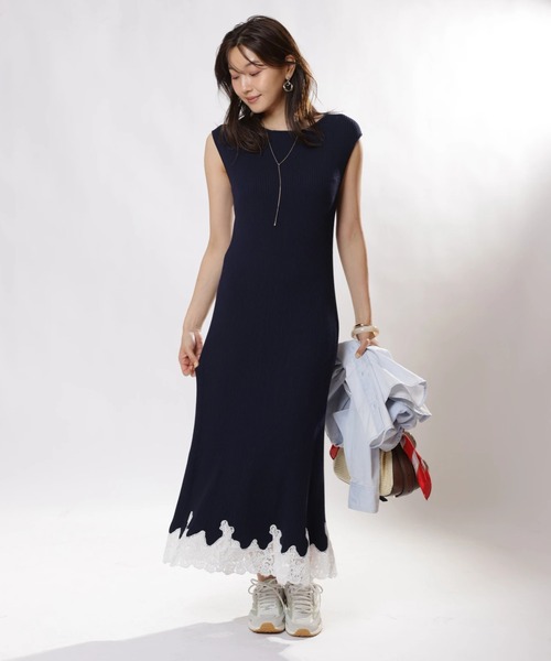 JUSGLITTY（ジャスグリッティー）の「レースヘムニットワンピース（ワンピース・レディース・ピンクベージュ/ライトブルー/オフホワイト/ネイビー・1/2）」の3枚目の写真