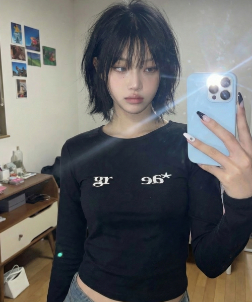 GRAVER（グレーバー）の「[ユニセックス]レースバッククロスUネックロングスリーブ_2カラー（Tシャツ/カットソー・レディース・ブラック/ホワイト・FREE）」の11枚目の写真