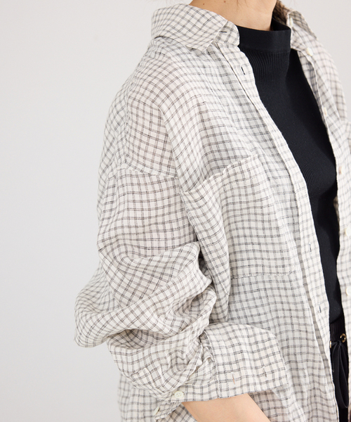 IENA（イエナ）の「《セットアップ対応》フレンチリネンチェックレギュラーカラーシャツ（シャツ/ブラウス・レディース・ベージュ・FREE）」の18枚目の写真