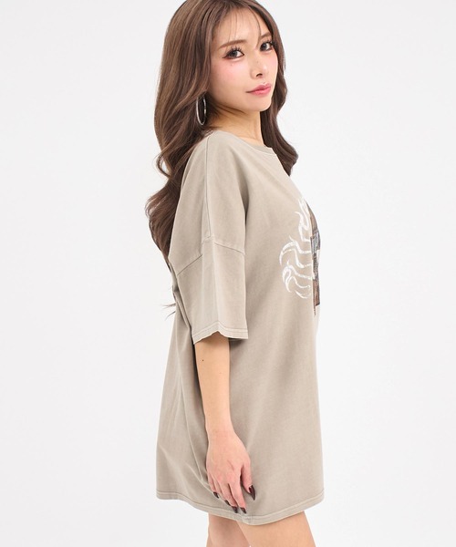 ANAP（アナップ）の「ピグメント加工 オーバーサイズ Tシャツ（Tシャツ/カットソー・レディース・ベージュ/ライトグレー/ダークブラック・F）」の17枚目の写真