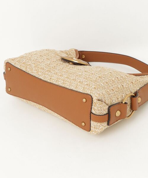 Guess(ゲス)の「CAMDEN Shoulder Bag ショルダーバッグ(ショルダーバッグ・レディース・キャメル・ONE SIZE)」の12枚目の写真
