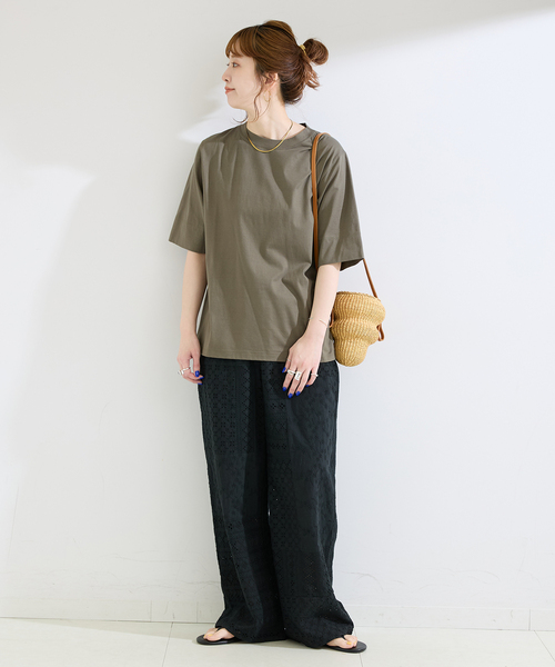 B.C STOCK(ベーセーストック)の「【WEB+一部店舗限定】ウォッシャブル / 接触冷感 / コンパクト天竺Tシャツ(Tシャツ/カットソー・レディース・サックスブルー/カーキ/ブラック/ホワイト・FREE)」の18枚目の写真