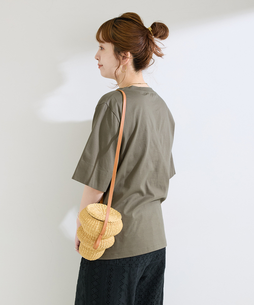 B.C STOCK(ベーセーストック)の「【WEB+一部店舗限定】ウォッシャブル / 接触冷感 / コンパクト天竺Tシャツ(Tシャツ/カットソー・レディース・サックスブルー/カーキ/ブラック/ホワイト・FREE)」の22枚目の写真
