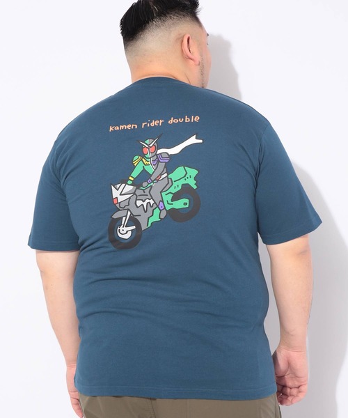SAKAZEN(サカゼン)の「Tシャツ 半袖 メンズ 大きいサイズ 仮面ライダー ダブル クルーネック カットソー 仮面ライダー (カメンライダー)(Tシャツ/カットソー・メンズ・ネイビー/グレイッシュベージュ・3L/5L/4L)」の2枚目の写真
