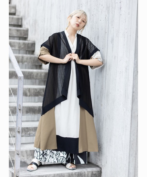 OSMOSIS（オズモーシス）の「【WEB限定アイテム】ストライプニットジレ（ニット/セーター・レディース・その他/ブラック・ONE SIZE）」の3枚目の写真