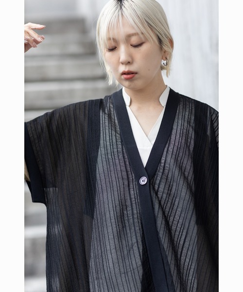 OSMOSIS（オズモーシス）の「【WEB限定アイテム】ストライプニットジレ（ニット/セーター・レディース・その他/ブラック・ONE SIZE）」の9枚目の写真