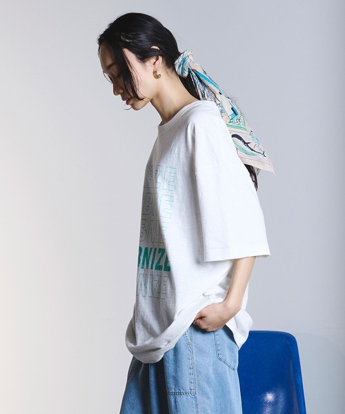 ROSE BUD(ローズバッド)の「TEXT BIG TEE(Tシャツ/カットソー・レディース・オフホワイト/チャコールグレー・ONE SIZE)」の17枚目の写真