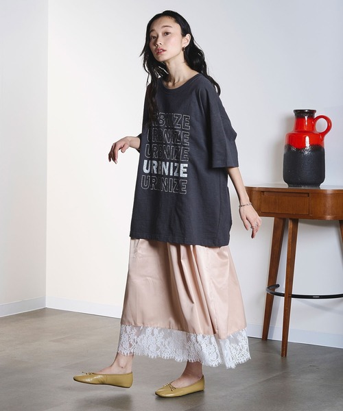 ROSE BUD(ローズバッド)の「TEXT BIG TEE(Tシャツ/カットソー・レディース・オフホワイト/チャコールグレー・ONE SIZE)」の6枚目の写真