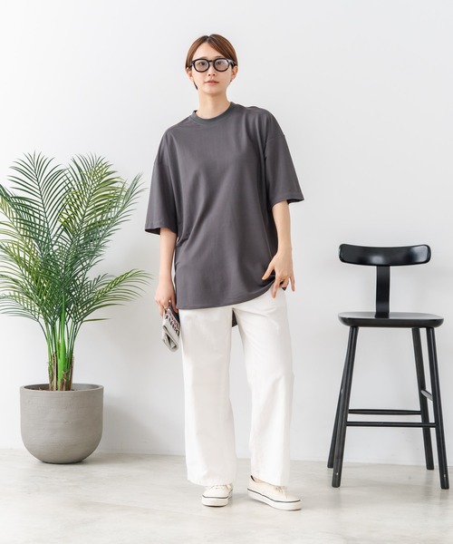 fort point（フォーポイント）の「【C-FORTPOINT/フォートポイント】【接触冷感 ひんやり涼しい】冷感鹿の子素材 ラウンドヘムTシャツ 乾きやすい お尻が隠れる 体型カバー（Tシャツ/カットソー・レディース・チャコールグレー/ブラック/ベージュ・FREE）」の20枚目の写真