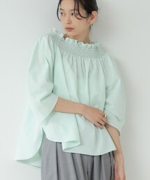 GALLEST（ギャレスト）の「サッカーオフショルブラウス（シャツ/ブラウス）」