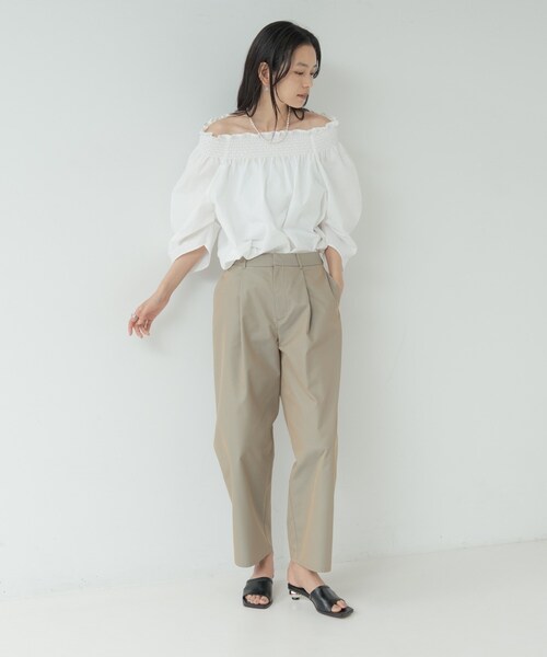 GALLEST（ギャレスト）の「サッカーオフショルブラウス【再入荷／2WAY】（シャツ/ブラウス・レディース・ライトグリーン/ホワイト/レッド系1/ブラック/ブラウン系・38）」の22枚目の写真