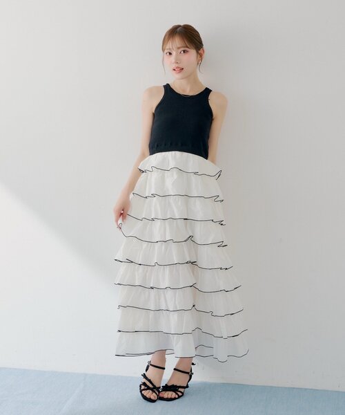 Chico（チコ）の「【SALON by Chico】アメスリフリルティアードドッキングワンピース（ワンピース・レディース・ブラウン系その他/ブラック/アイボリー・FREE）」の9枚目の写真