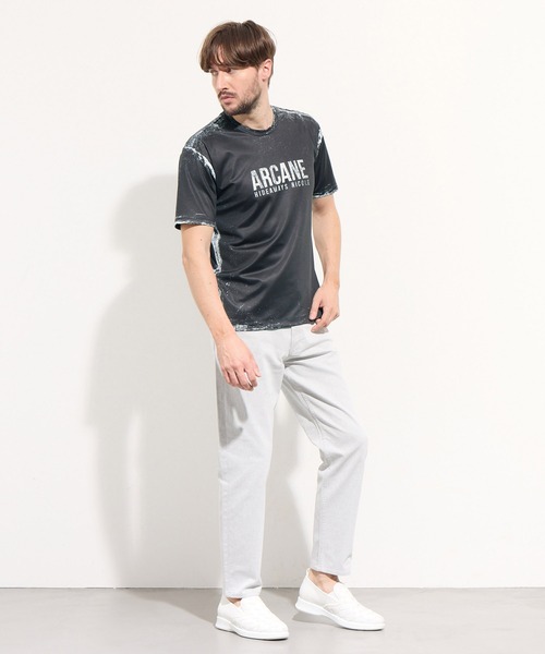 HIDEAWAYS NICOLE(ハイダウェイニコル)の「ハケメ×ロゴ柄半袖Tシャツ(Tシャツ/カットソー・メンズ・ブラック/ホワイト×ネイビー/ネイビー/ホワイト・MEDIUM/LARGE/X-LARGE)」の6枚目の写真