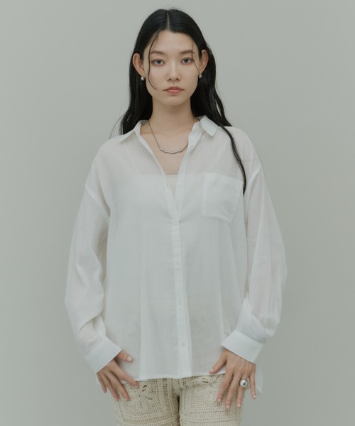 Plumel(プルメル)の「Easy Care Basic Light Shirt / 【防シワ】イージーケアベーシックライトシャツ(シャツ/ブラウス・レディース・ブラック/オフホワイト/グレイッシュブルー・MEDIUM)」の21枚目の写真