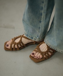 LAULEN（ローレン）の「strappy knot detail sandals / マルチストラップノットディテールサンダル（サンダル）」
