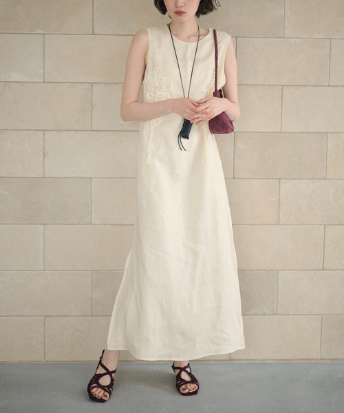 LAULEN(ローレン)の「strappy knot detail sandals / マルチストラップノットディテールサンダル(サンダル・レディース・ブラウン/パープル/ブラック/ライトグリーン・23cm/24cm/24.5cm)」の12枚目の写真