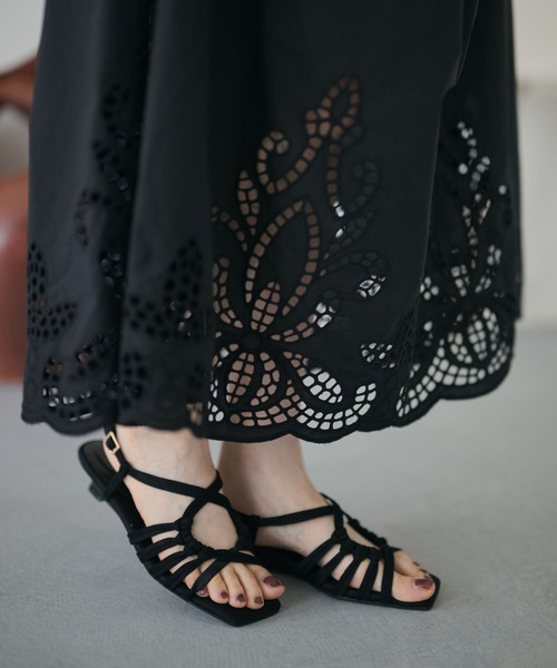 LAULEN(ローレン)の「strappy knot detail sandals / マルチストラップノットディテールサンダル(サンダル・レディース・ブラウン/パープル/ブラック/ライトグリーン・23cm/24cm/24.5cm)」の16枚目の写真