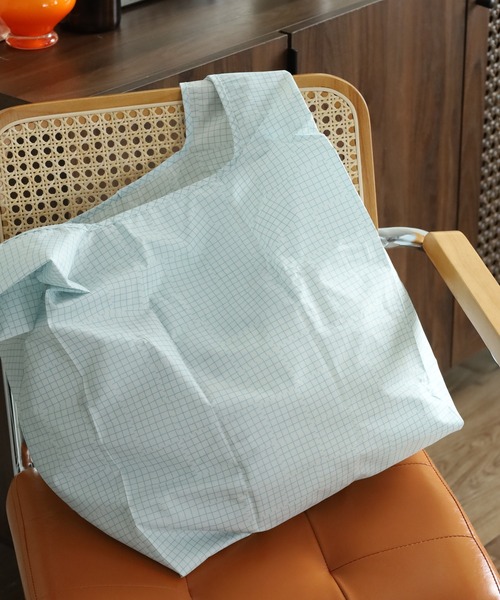 392 plusm(サンキューニプリュスエム)の「392PLUSM ECO BAG_BIG チェック エコバッグ(エコバッグ/サブバッグ・メンズ・オフホワイト/グリーン/イエロー/ベージュ・ONE)」の5枚目の写真