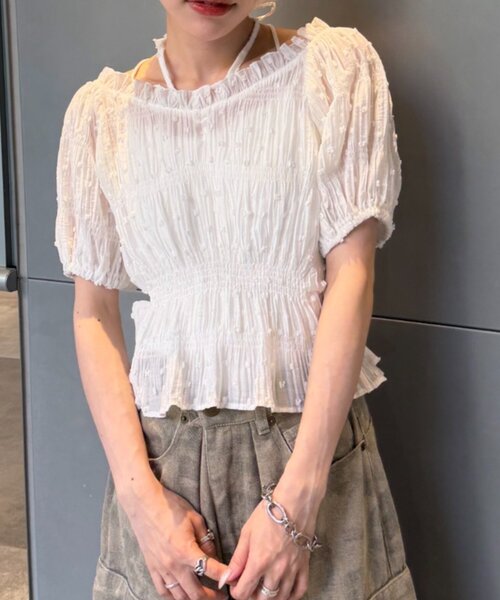 w closet(ダブルクローゼット)の「ドビードットホルターブラウス 夏服(シャツ/ブラウス・レディース・ブラック/オフホワイト/イエロー/ブルー・FREE)」の9枚目の写真