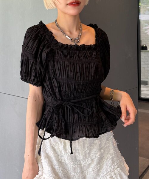 w closet(ダブルクローゼット)の「ドビードットホルターブラウス 夏服(シャツ/ブラウス・レディース・ブラック/オフホワイト/イエロー/ブルー・FREE)」の18枚目の写真