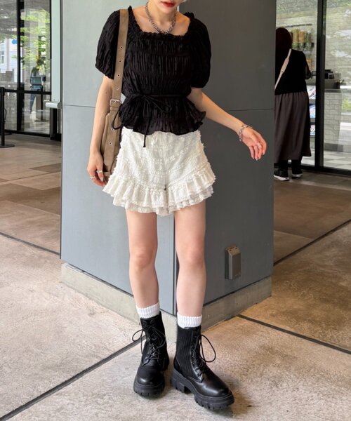 w closet(ダブルクローゼット)の「ドビードットホルターブラウス 夏服(シャツ/ブラウス・レディース・ブラック/オフホワイト/イエロー/ブルー・FREE)」の19枚目の写真