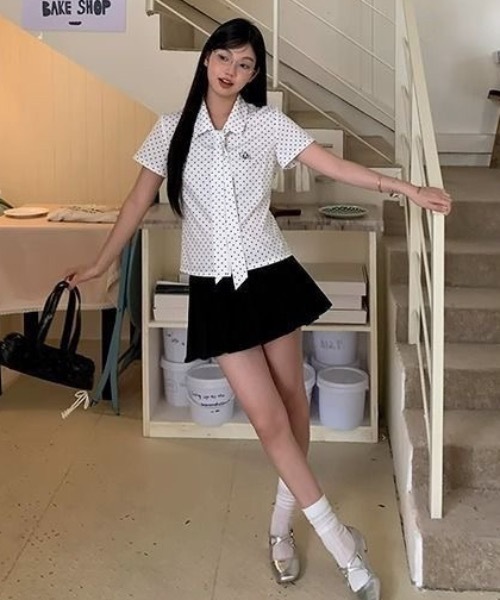 Alvia（アルビア）の「韓国風 ドット柄バックリボン半袖ブラウス（シャツ/ブラウス・レディース・ホワイト・M）」の12枚目の写真