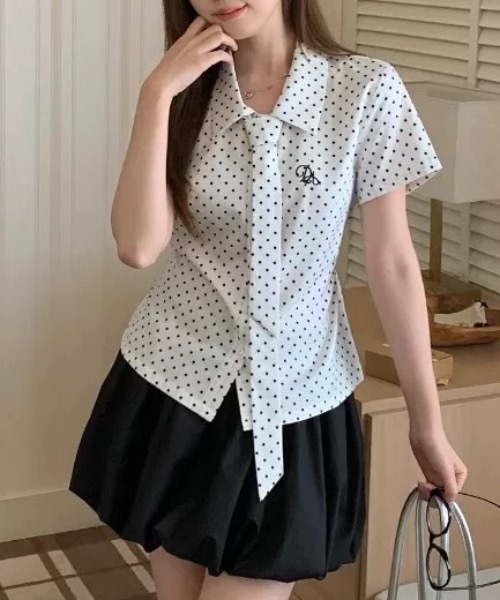 Alvia（アルビア）の「韓国風 ドット柄バックリボン半袖ブラウス（シャツ/ブラウス・レディース・ホワイト・M）」の8枚目の写真