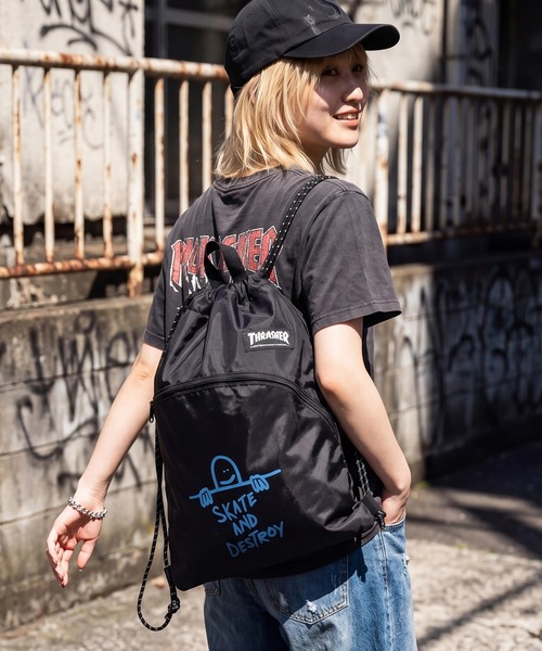 THRASHER(スラッシャー)の「【THRASHER/スラッシャー】ロゴプリント フロントポケット ナップサック(バックパック/リュック・メンズ・ブラック系その他2/ブラック系その他/ブラック系その他5/ブラック系その他4・FREE)」の8枚目の写真