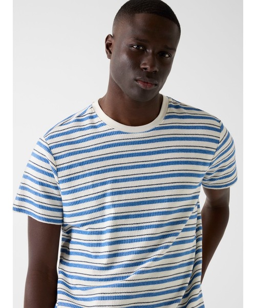 Guess(ゲス)の「MARINA Stripe Knit Crew Tシャツ 半袖(Tシャツ/カットソー・メンズ・ホワイト×ブルー・LARGE/XX-LARGE/MEDIUM/SMALL/X-LARGE)」の4枚目の写真