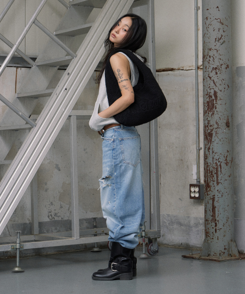 HAVEAWHALE（ハブアホエール）の「mini wool pebble bag (BK)（ショルダーバッグ・レディース・その他・FREE）」の7枚目の写真