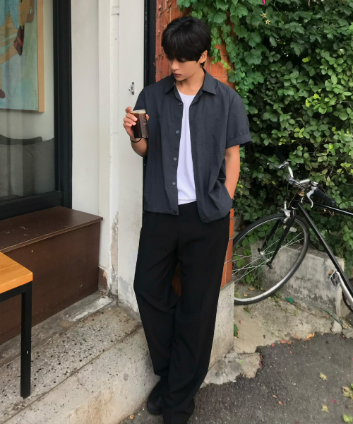 MINDBRIDGE（マインドブリッジ）の「[COUTURE]ナイロンオーバーサイズポケット半袖シャツ - 2カラー（シャツ/ブラウス・メンズ・チャコールグレー/ミント・100/110/95/105）」の5枚目の写真