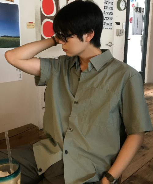 MINDBRIDGE（マインドブリッジ）の「[COUTURE]ナイロンオーバーサイズポケット半袖シャツ - 2カラー（シャツ/ブラウス・メンズ・チャコールグレー/ミント・100/110/95/105）」の6枚目の写真