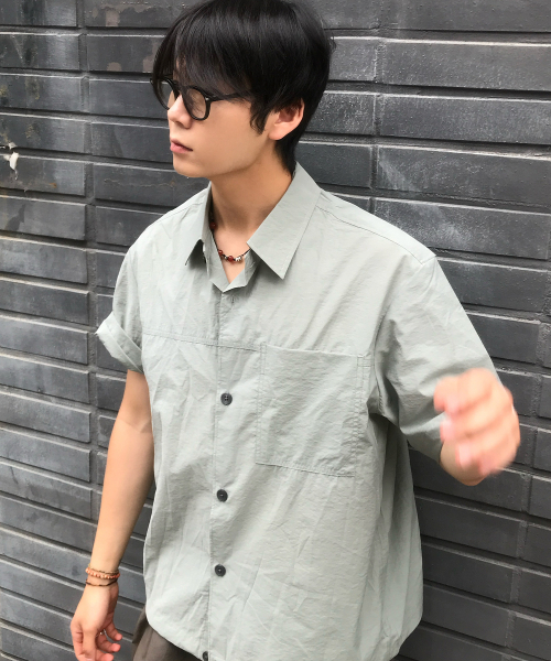 MINDBRIDGE（マインドブリッジ）の「[COUTURE]ナイロンオーバーサイズポケット半袖シャツ - 2カラー（シャツ/ブラウス・メンズ・チャコールグレー/ミント・100/110/95/105）」の8枚目の写真