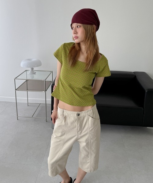 4INT.(フォイント)の「配色 ドット セミクロップド 半袖 Tシャツ(Tシャツ/カットソー・レディース・カーキ/クリーム・FREE)」の5枚目の写真