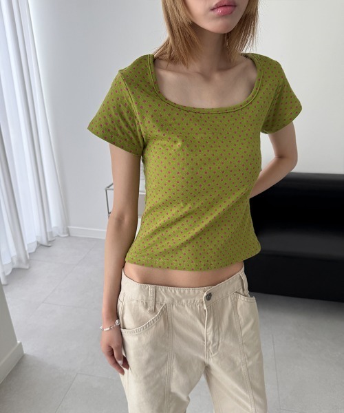 4INT.(フォイント)の「配色 ドット セミクロップド 半袖 Tシャツ(Tシャツ/カットソー・レディース・カーキ/クリーム・FREE)」の14枚目の写真