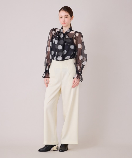 Audie a Muses(オーディアミューズ)の「ドットプリントボウタイ付きブラウス(シャツ/ブラウス・レディース・ブラック・42/38)」の10枚目の写真