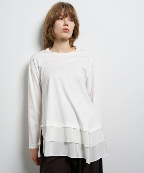 LANVIN en Bleu(ランバンオンブルー)の「レイヤードヘムコンビカットソー(Tシャツ/カットソー・レディース・ブラック/オフホワイト・38)」の1枚目の写真