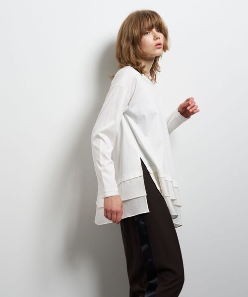 LANVIN en Bleu(ランバンオンブルー)の「レイヤードヘムコンビカットソー(Tシャツ/カットソー・レディース・ブラック/オフホワイト・38)」の6枚目の写真
