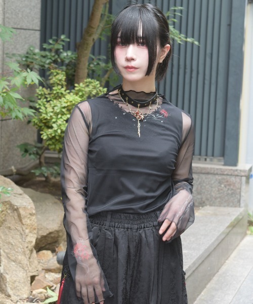 axes femme（アクシーズファム）の「彼岸花プリントシアートップス（Tシャツ/カットソー・レディース・ブルー/レッド・FREE）」の13枚目の写真