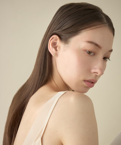 ete bijoux（エテビジュー）の「[ピース] K10YG レモンクォーツ ピアス（ピアス（片耳用）・レディース・イエローゴールド・FREE）」の4枚目の写真