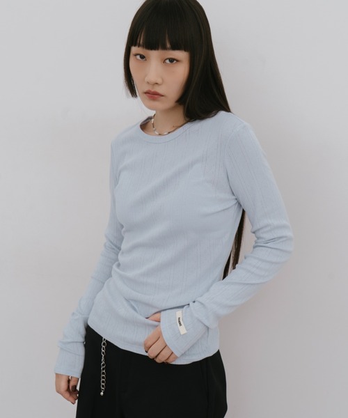 HANNE(アン)の「アイレットロングスリーブTEE(Tシャツ/カットソー・レディース・ブルー/ブラック/ホワイト/レッド・FREE)」の3枚目の写真