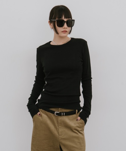 HANNE(アン)の「アイレットロングスリーブTEE(Tシャツ/カットソー・レディース・ブルー/ブラック/ホワイト/レッド・FREE)」の7枚目の写真