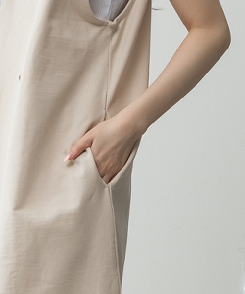 ElegChic（エレグシック）の「ミニ裏毛ノーカラーリラックスロングベスト（ベスト・レディース・ブラック/チャコールグレー/ライトベージュ/杢グレー・M/4L/XL）」の5枚目の写真