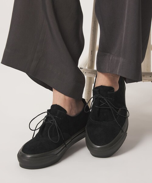 VANS(バンズ)の「<VANS>LX オーセンティック イーズ スニーカー(スニーカー・レディース・ブラック・5/5h/6/6h/7)」の1枚目の写真