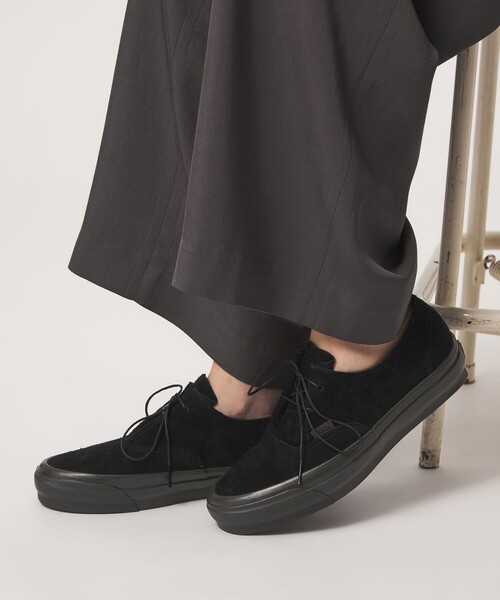 VANS(バンズ)の「<VANS>LX オーセンティック イーズ スニーカー(スニーカー・レディース・ブラック・5/5h/6/6h/7)」の2枚目の写真