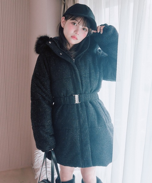 OLIVE des OLIVE(オリーブデオリーブ)の「Snow fur ミドルエコダウン(ダウンジャケット/コート・レディース・ブラック/ピンク/サックスブルー/アイボリー・FREE)」の2枚目の写真