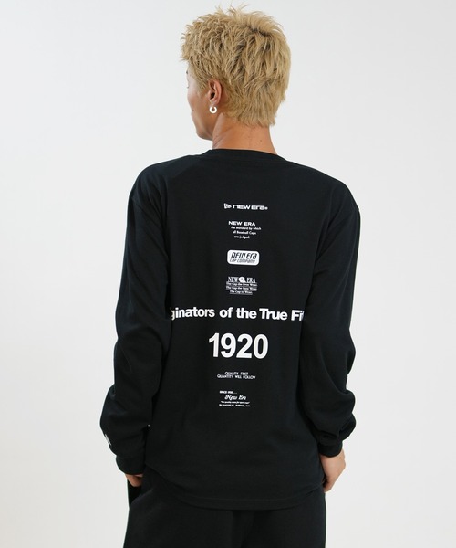 NEW ERA(ニューエラ)の「NEW ERA/ニューエラ LS PF TEE ARCLOGO ロンT 15129348/15129349/15129350(Tシャツ/カットソー・メンズ・ダークグレー/ブラック/ホワイト・M/L/XL/XXL)」の2枚目の写真