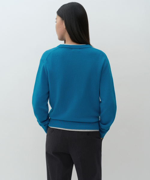 MUSINSA STANDARD WOMAN（ムシンサスタンダードウーマン）の「[ビクトリアウール] レディース クルーネックニット [ティルブルー]（ニット/セーター・レディース・その他・SMALL/MEDIUM/LARGE/X-SMALL）」の5枚目の写真