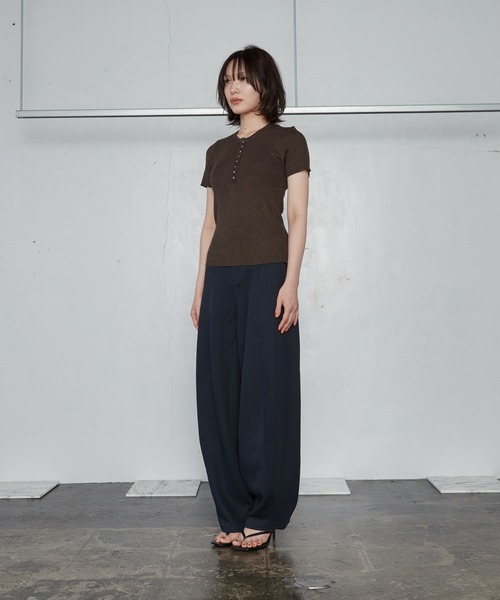 OFROOM（オフルーム）の「Sweat Like Curve Pants｜スウェットライクカーブパンツ（スウェットパンツ・レディース・ブラック/ベージュ/ネイビー/ブラウン/アイボリー・FREE）」の15枚目の写真