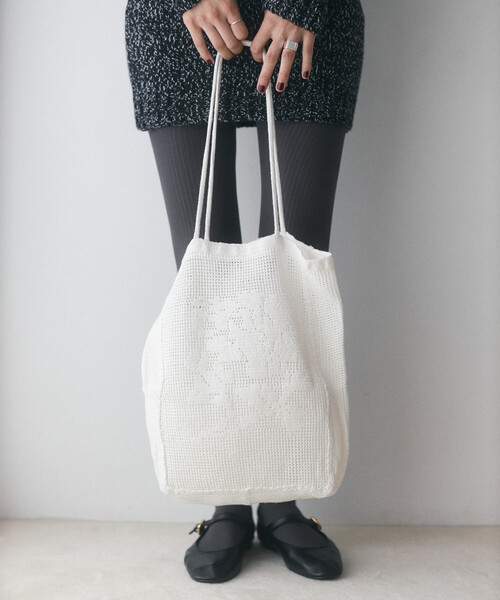 Nananita(ナナニータ)の「nananita/ナナニータ ROSE CROCHET BAG【限定展開】/ ローズクロシェバッグ(ショルダーバッグ・レディース・ブラウン/ブラック/ホワイト・ONE SIZE)」の9枚目の写真